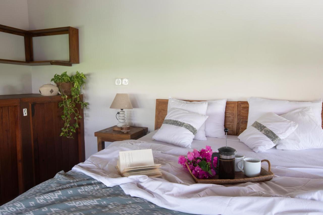 Keong Villas Nembrala Bagian luar foto