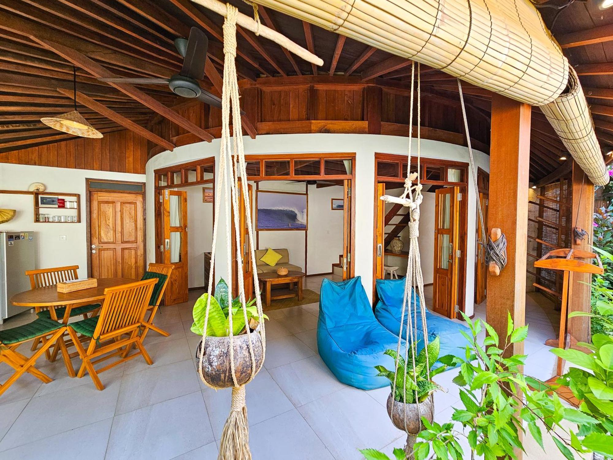 Keong Villas Nembrala Bagian luar foto