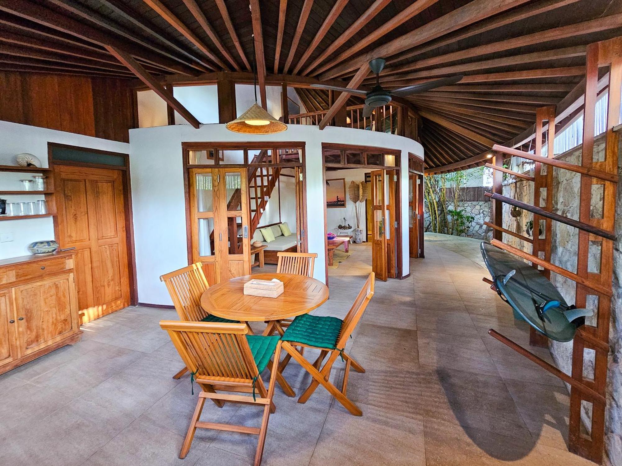 Keong Villas Nembrala Bagian luar foto