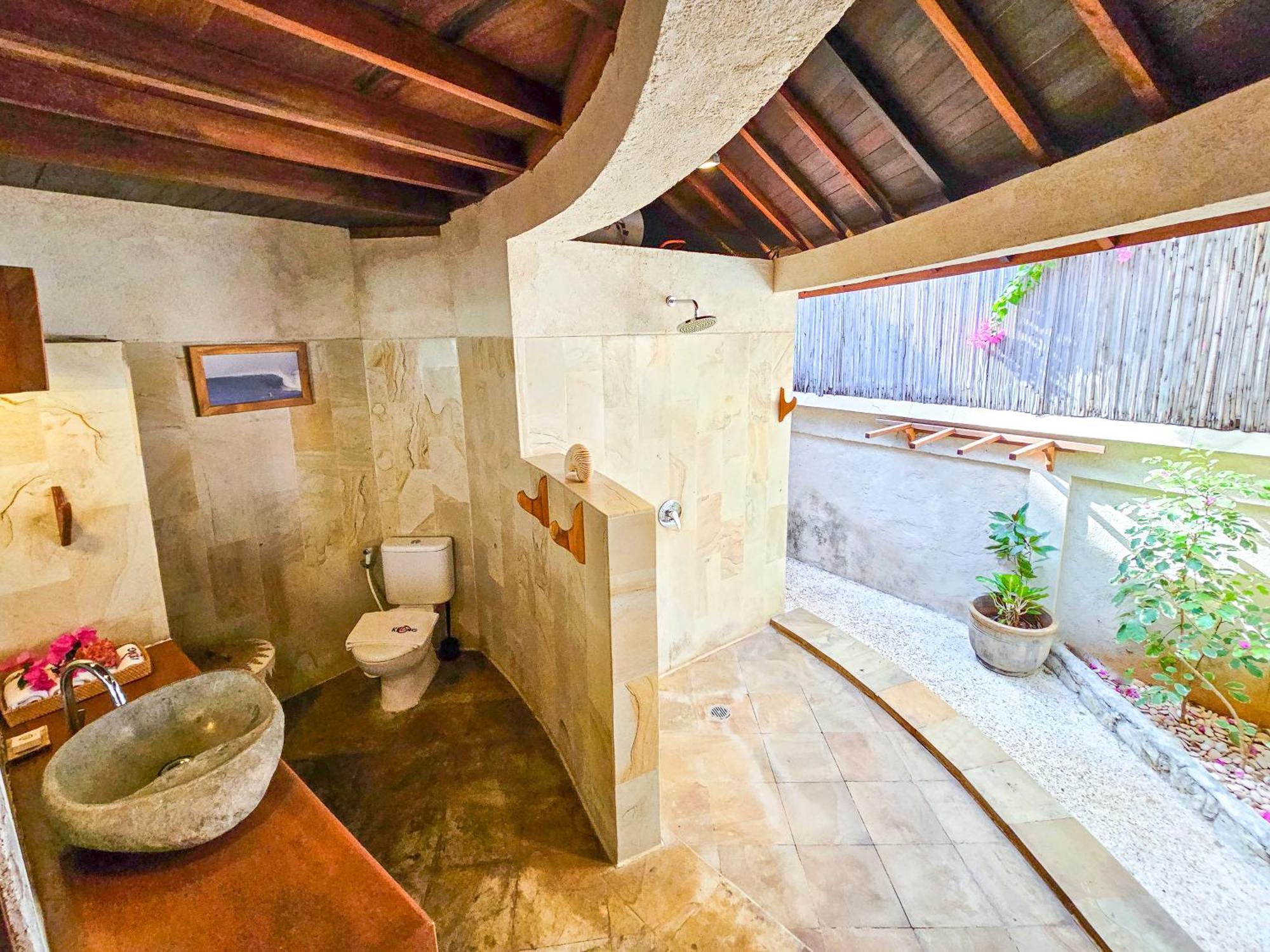 Keong Villas Nembrala Bagian luar foto